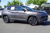 Used 2023 Jeep Compass Limited image 3