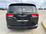 Used 2023 Chrysler Voyager LX image 3