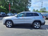 Used 2021 Jeep Cherokee Limited w/ Elite Package image 3