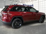 New 2025 Jeep Grand Cherokee Laredo image 6