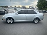 Used 2010 Volkswagen Jetta Limited Edition image 2