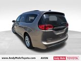 Used 2017 Chrysler Pacifica Touring-L w/ Tire & Wheel Group image 4