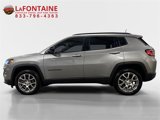 Used 2023 Jeep Compass Latitude image 4