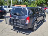 Used 2005 Nissan Pathfinder LE image 2