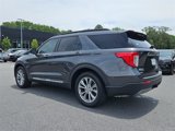 Used 2020 Ford Explorer XLT w/ Equipment Group 202A image 3