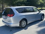 Used 2022 Chrysler Voyager LX image 5