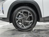 Used 2025 Chevrolet Trax LT w/ LT Convenience Package image 3