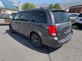 Used 2017 Dodge Grand Caravan GT image 3