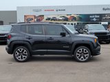 Used 2015 Jeep Renegade Latitude w/ Popular Equipment Group image 4