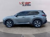 Used 2021 Nissan Rogue SL image 2