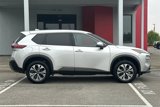 Used 2023 Nissan Rogue SV image 3