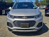 Used 2022 Chevrolet Trax LT w/ LT Convenience Package image 3