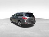Used 2015 Nissan Pathfinder Platinum image 3
