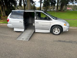 Used 2004 Dodge Grand Caravan SXT w/ Premium Group image 2