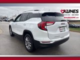 Used 2023 GMC Terrain SLT image 6