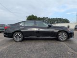 Used 2025 Nissan Altima 2.5 SV image 3