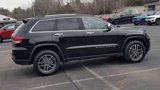 Used 2022 Jeep Grand Cherokee Limited image 3