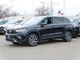 Certified 2022 Volkswagen Taos SE w/ Panoramic Sunroof Package image 3