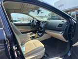 Used 2018 Subaru Outback 2.5i Limited image 2