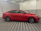 Certified 2022 Kia Forte LXS image 4