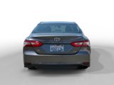 Used 2018 Toyota Camry LE image 4