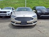 Used 2017 Ford Fusion SE w/ Fusion SE Technology Package image 2