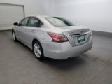 Used 2015 Nissan Altima 2.5 SV w/ Convenience Package image 5