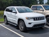Used 2021 Jeep Grand Cherokee Limited w/ Trailer Tow Group IV image 3