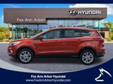Used 2019 Ford Escape SE image 2
