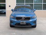 Used 2024 Volvo XC40 B5 Core image 2