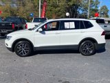 Used 2021 Volkswagen Tiguan SE image 4