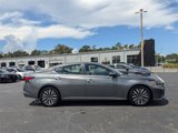 Used 2023 Nissan Altima 2.5 SV image 3