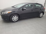 Used 2017 Kia Forte LX image 2
