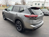 Used 2024 Nissan Rogue SV image 6