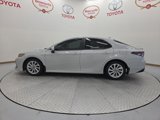 Used 2022 Toyota Camry LE image 5