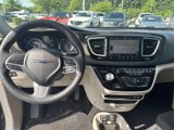 Used 2019 Chrysler Pacifica Touring Plus w/ Advanced Safetytec Group image 3