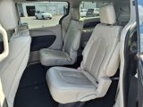 Used 2017 Chrysler Pacifica Touring-L Plus image 4