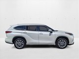 Used 2021 Toyota Highlander Limited image 4