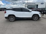 Used 2022 GMC Terrain SLT w/ Infotainment Package II image 5