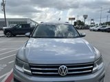 Used 2021 Volkswagen Tiguan SE image 3
