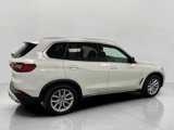 Certified 2021 BMW X5 xDrive40i image 2