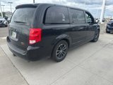 Used 2014 Dodge Grand Caravan SXT image 2