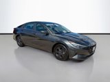Used 2023 Hyundai Elantra SEL image 3