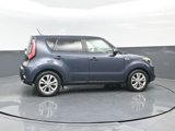 Used 2016 Kia Soul + image 3