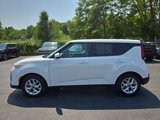 Certified 2022 Kia Soul LX w/ Technology Package image 4