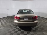 Used 2015 Volkswagen Passat TDI SE image 6
