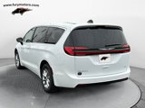 New 2025 Chrysler Pacifica Select image 5
