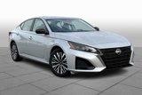 Used 2024 Nissan Altima 2.5 SV image 2