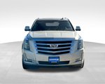 Used 2017 Cadillac Escalade ESV Luxury image 2