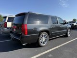 Used 2010 Cadillac Escalade ESV Platinum image 3